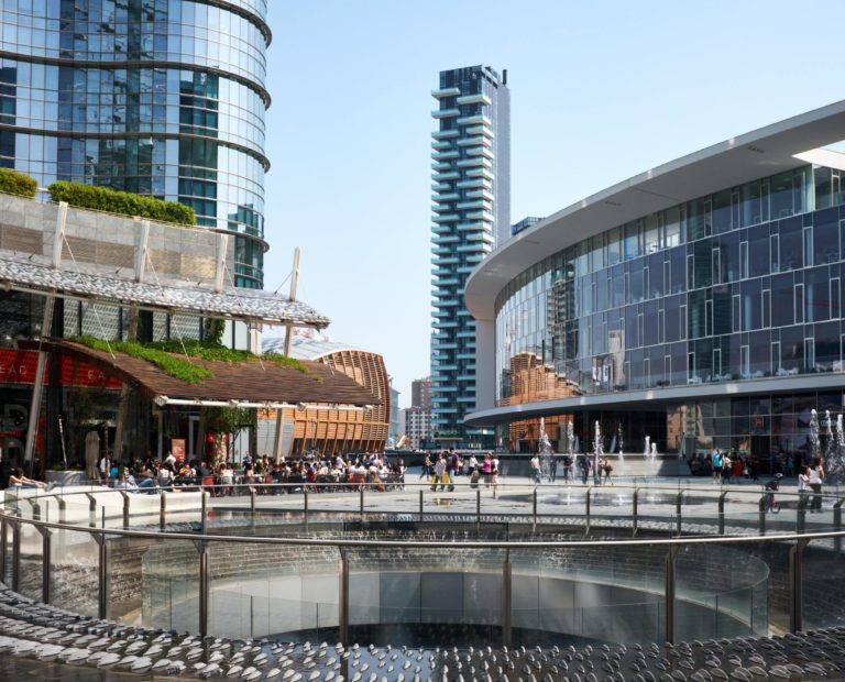 Piazza Gae Aulenti