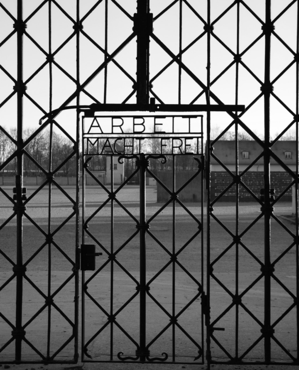 Dachau: o primeiro campo de concentração