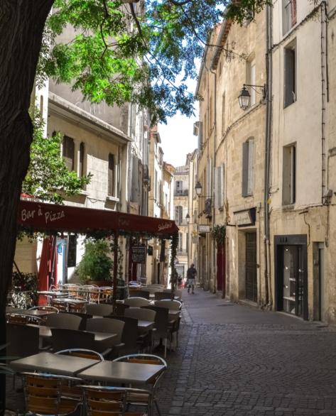 Quais bairros de Montpellier são os mais recomendados numa viagem?