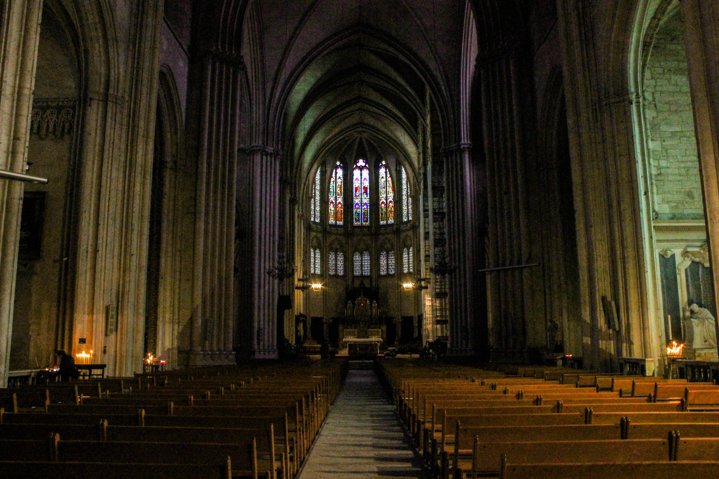 Catedral Saint-Pierre - Interior
